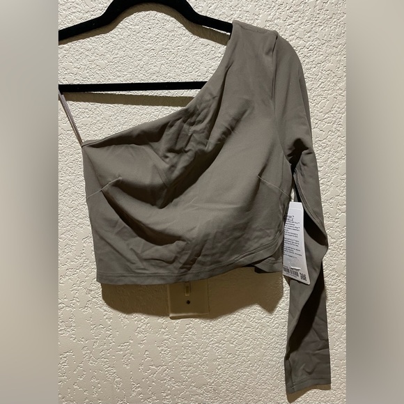 NWT Lululemon Align Asymmetric Long Sleeves Top Shirt Nomad Size 6 - Picture 4 of 7